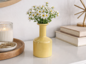 Ukrasna vaza "Yellow"